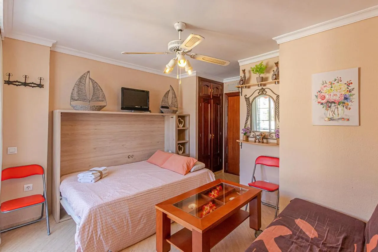 797 Holiday Rentals- Estudio Para 3 En Benalmadena Cerca De La Playa Lejlighed