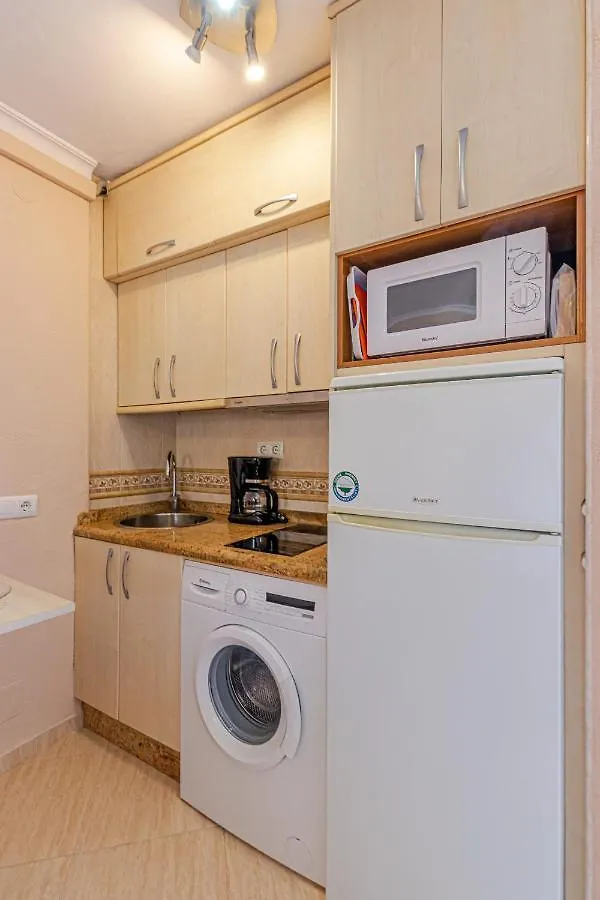 797 Holiday Rentals- Estudio Para 3 En Benalmadena Cerca De La Playa